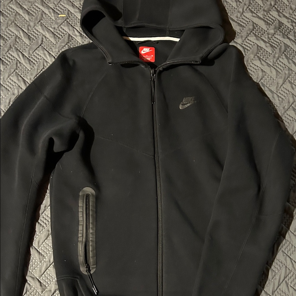 Nike Black Full-Zip Hoodie